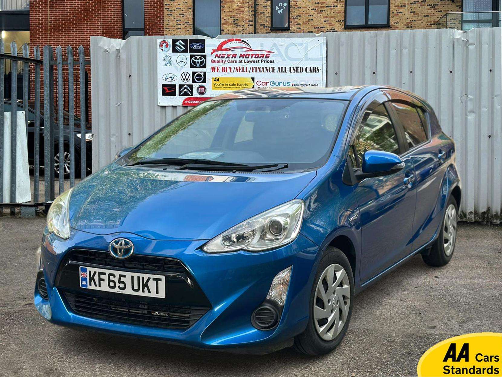 A 2015 TOYOTA AQUA Other A 2015 TOYOTA AQUA Other