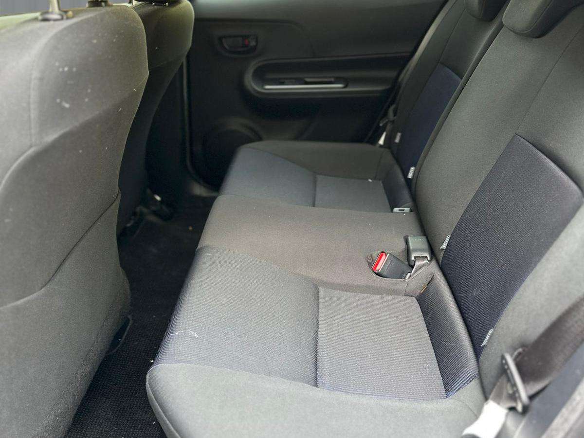 2015 TOYOTA AQUA 2015 TOYOTA AQUA