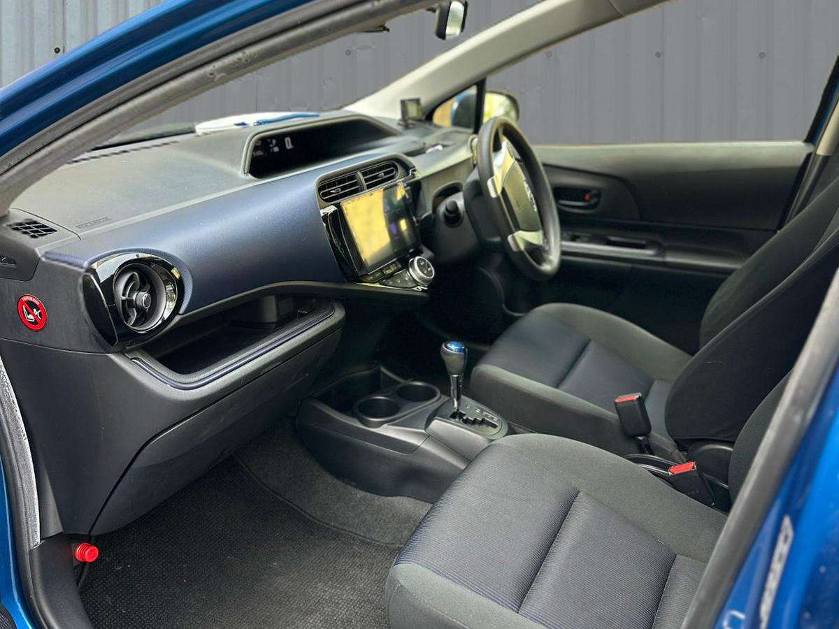 2015 TOYOTA AQUA 2015 TOYOTA AQUA