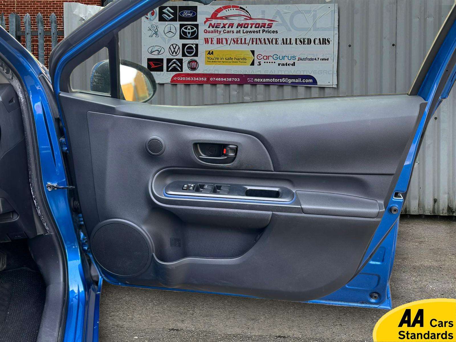 2015 TOYOTA AQUA 2015 TOYOTA AQUA