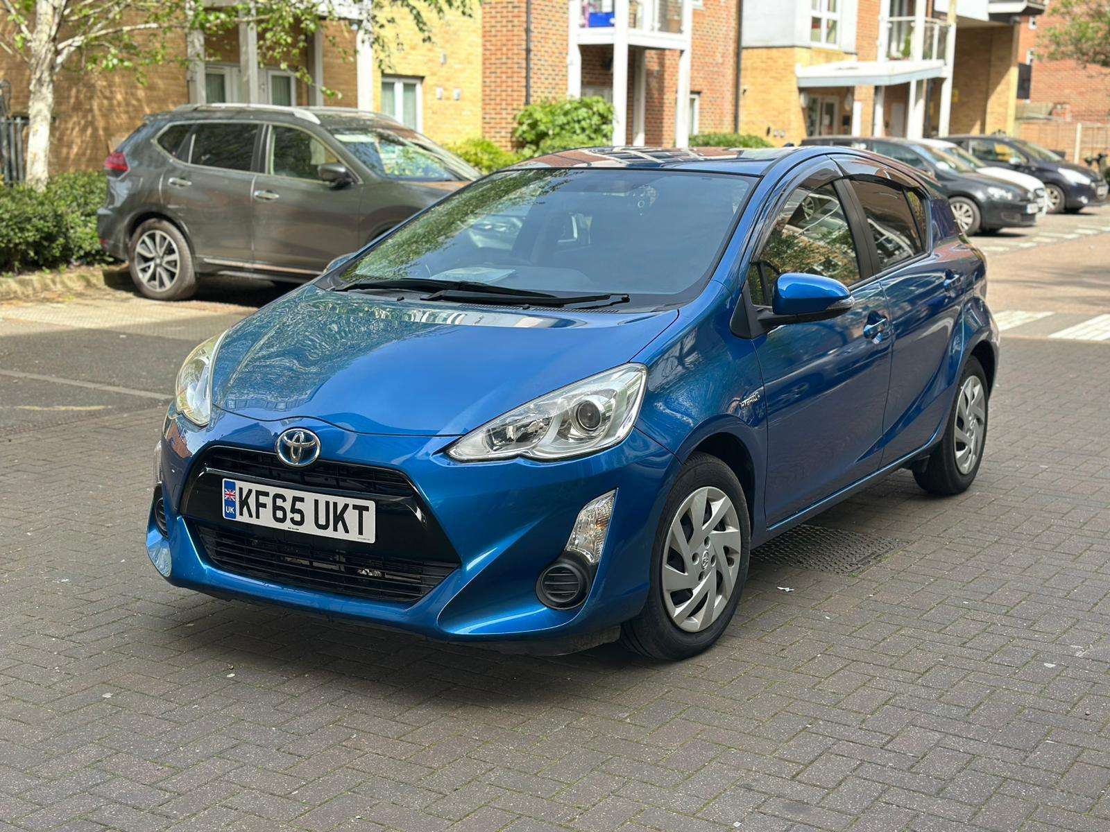 2015 TOYOTA AQUA 2015 TOYOTA AQUA