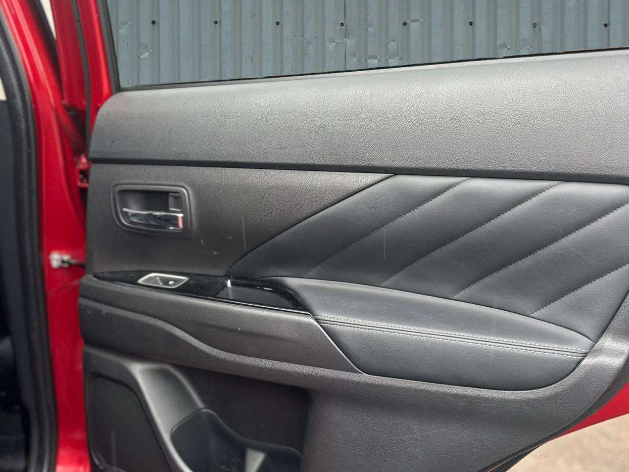 2015 MITSUBISHI OUTLANDER 2015 MITSUBISHI OUTLANDER