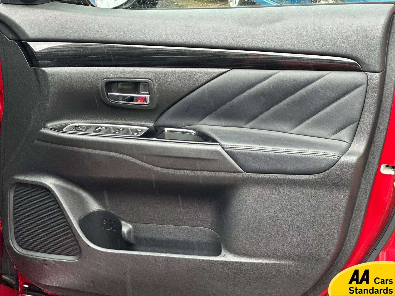 2015 MITSUBISHI OUTLANDER 2015 MITSUBISHI OUTLANDER