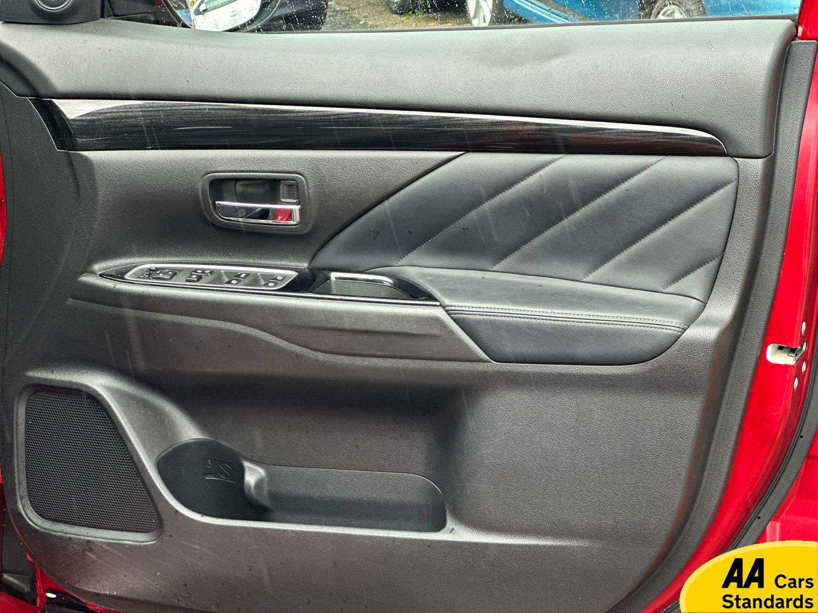 2015 MITSUBISHI OUTLANDER 2015 MITSUBISHI OUTLANDER