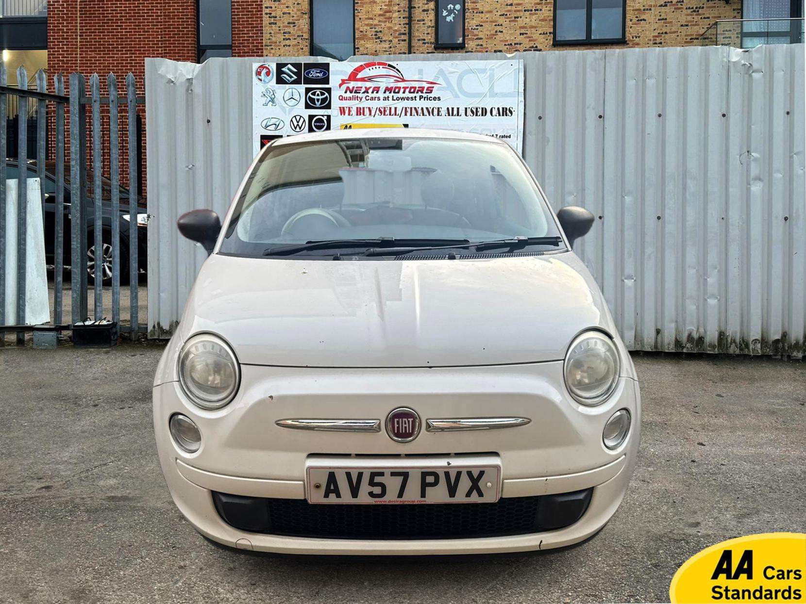 A 2008 FIAT 500 1.2 Pop Hatchback 3dr Petrol Manual Euro 4 (69 bhp) A 2008 FIAT 500 1.2 Pop Hatchback 3dr Petrol Manual Euro 4 (69 bhp)