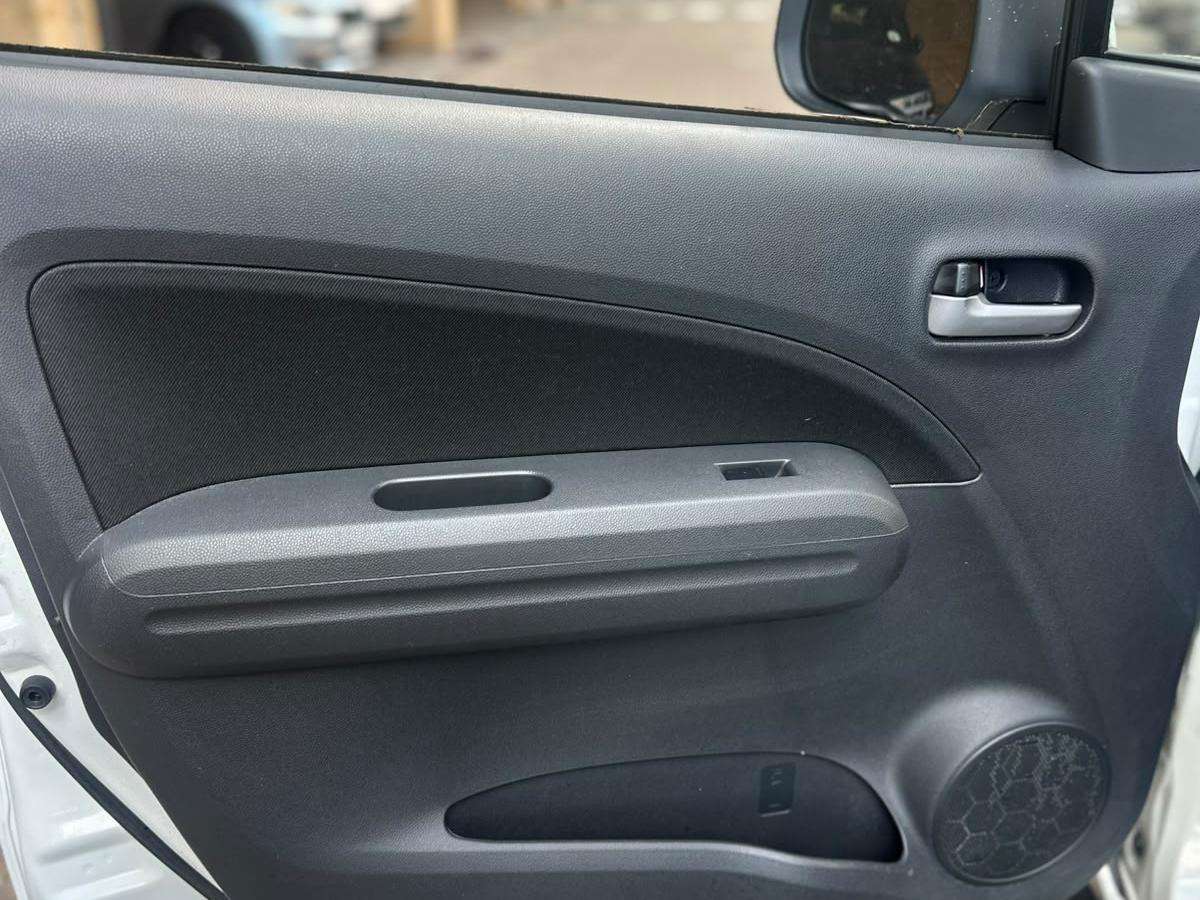 2014 SUZUKI SPLASH 2014 SUZUKI SPLASH