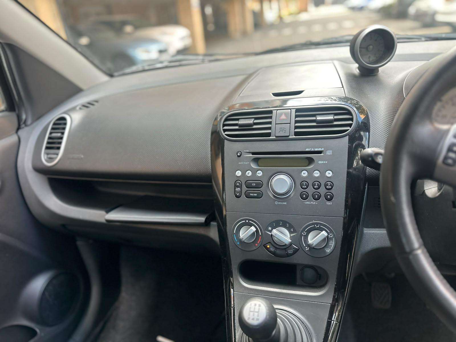 2014 SUZUKI SPLASH 2014 SUZUKI SPLASH