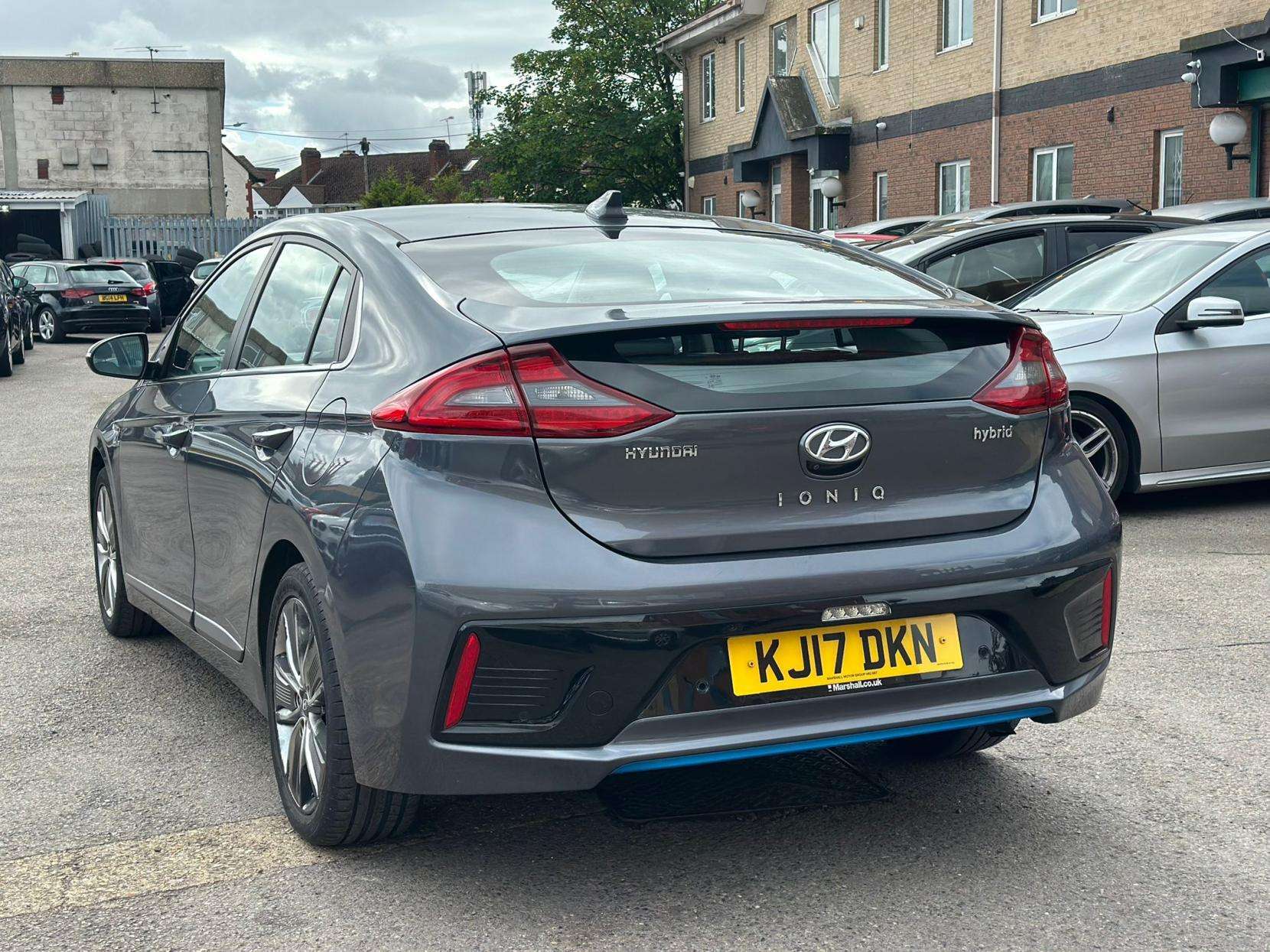 2017 HYUNDAI IONIQ 2017 HYUNDAI IONIQ