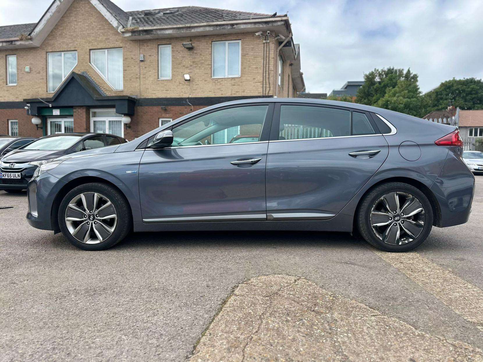 2017 HYUNDAI IONIQ 2017 HYUNDAI IONIQ
