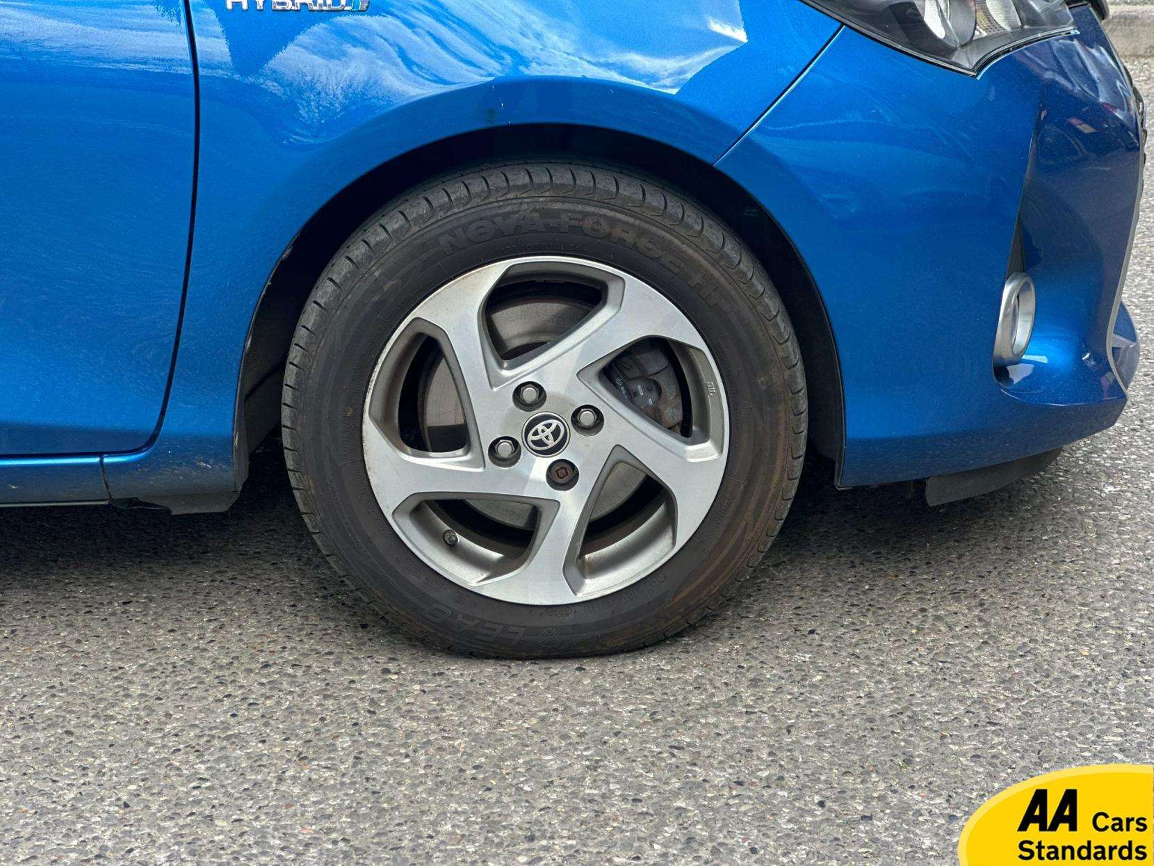 2016 TOYOTA YARIS 2016 TOYOTA YARIS