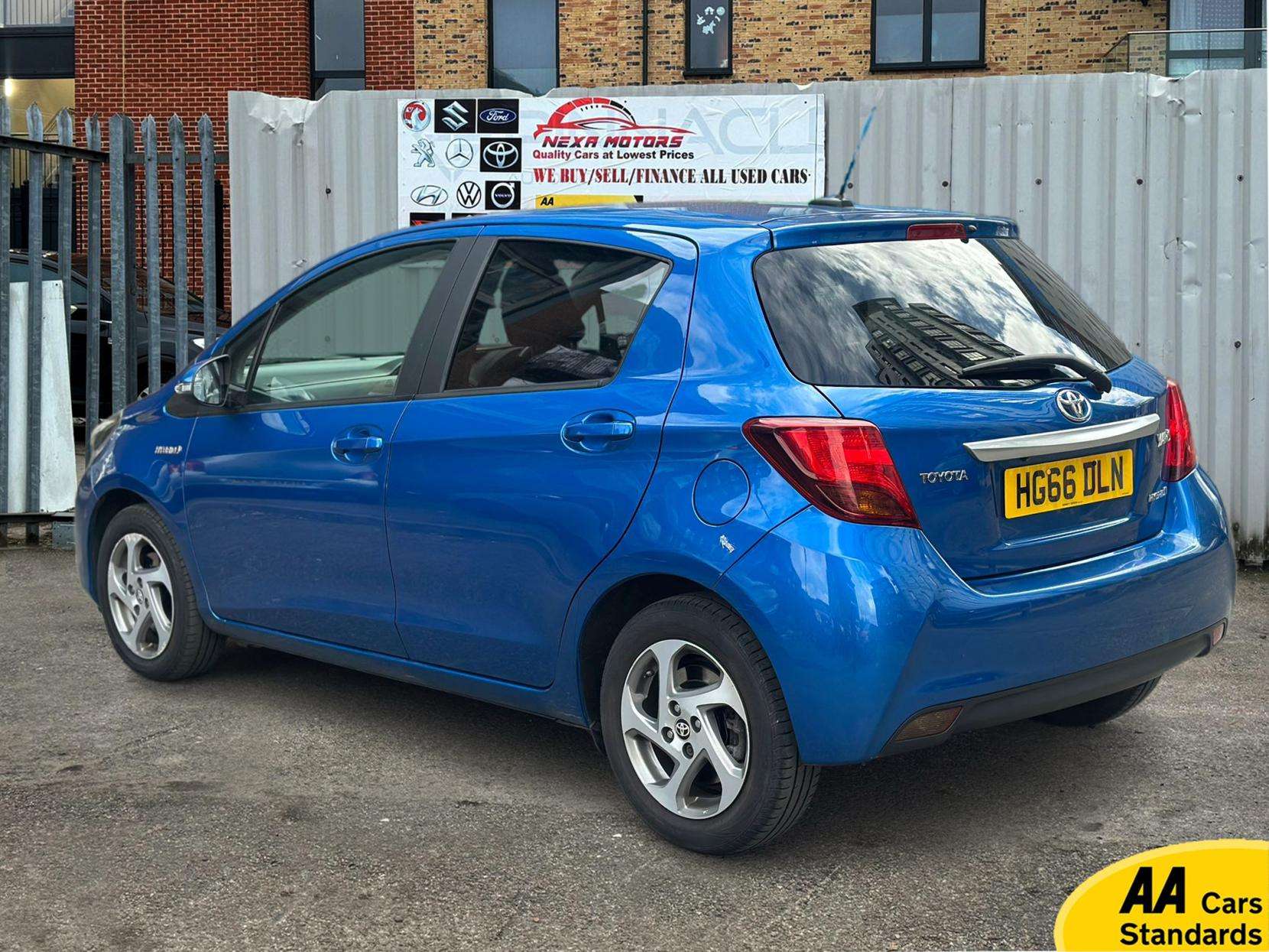2016 TOYOTA YARIS 2016 TOYOTA YARIS