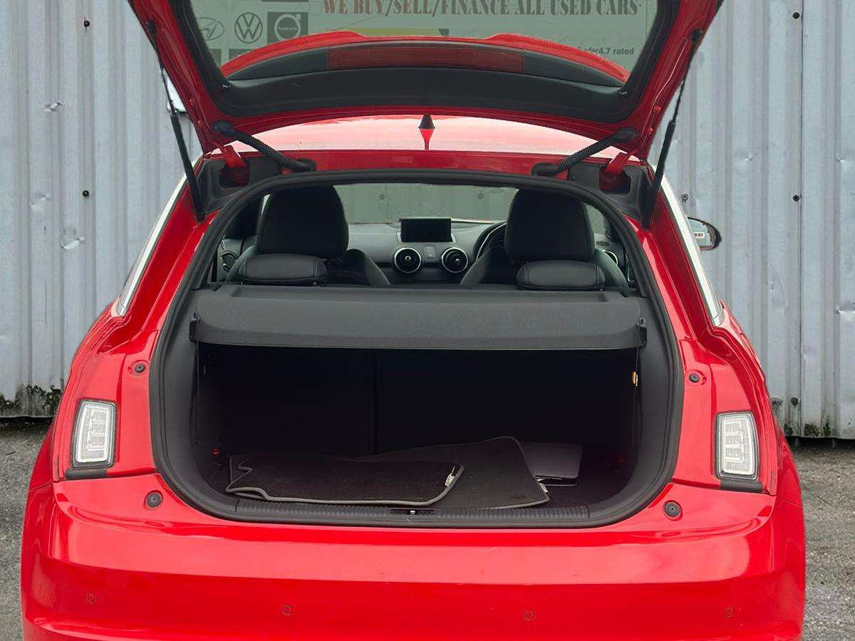 2011 AUDI A1 2011 AUDI A1