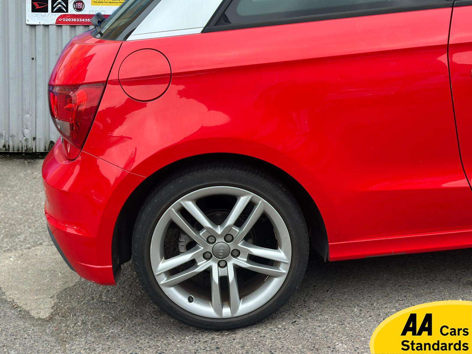 2011 AUDI A1 2011 AUDI A1