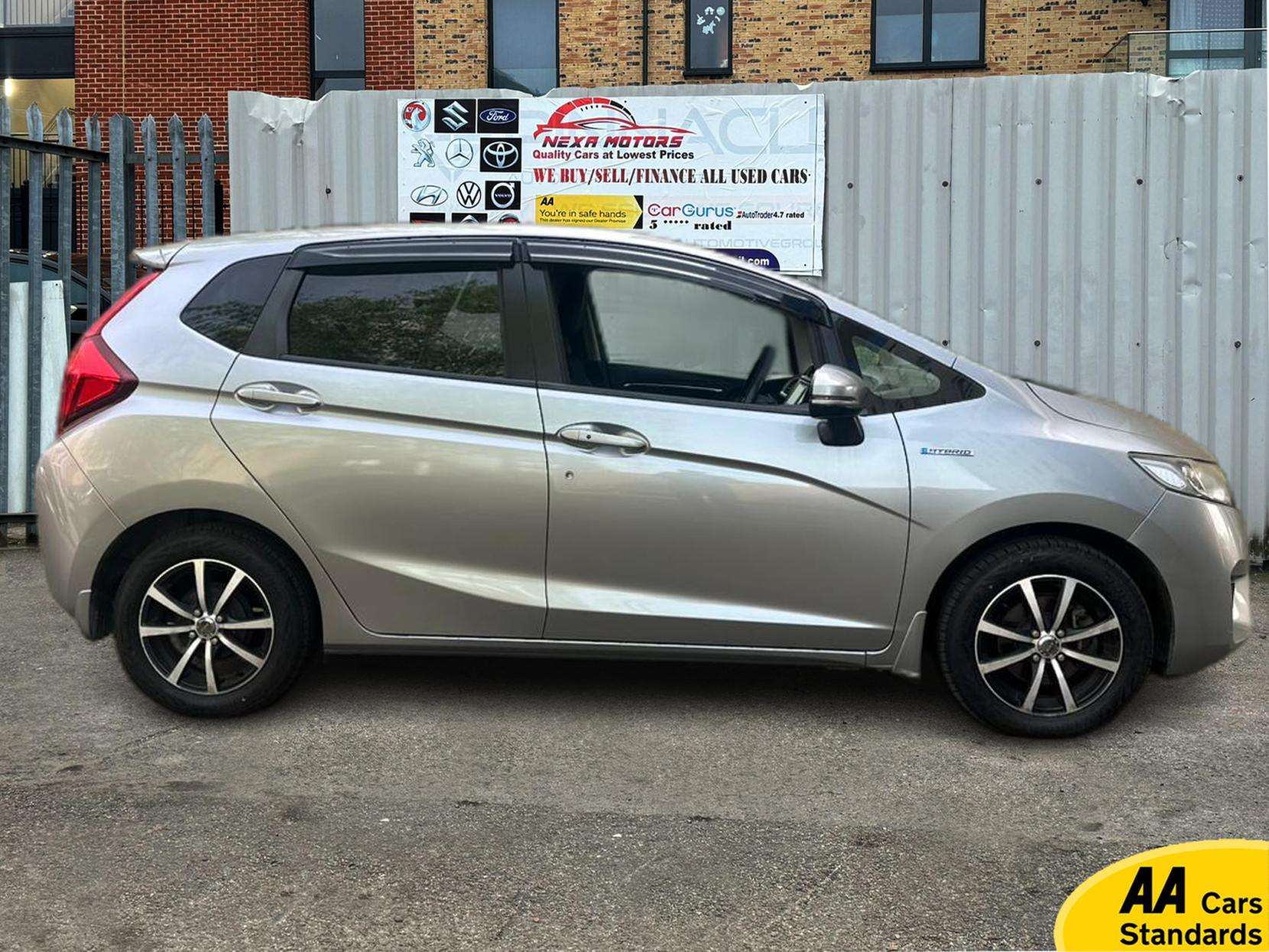 A 2014 HONDA JAZZ A 2014 HONDA JAZZ