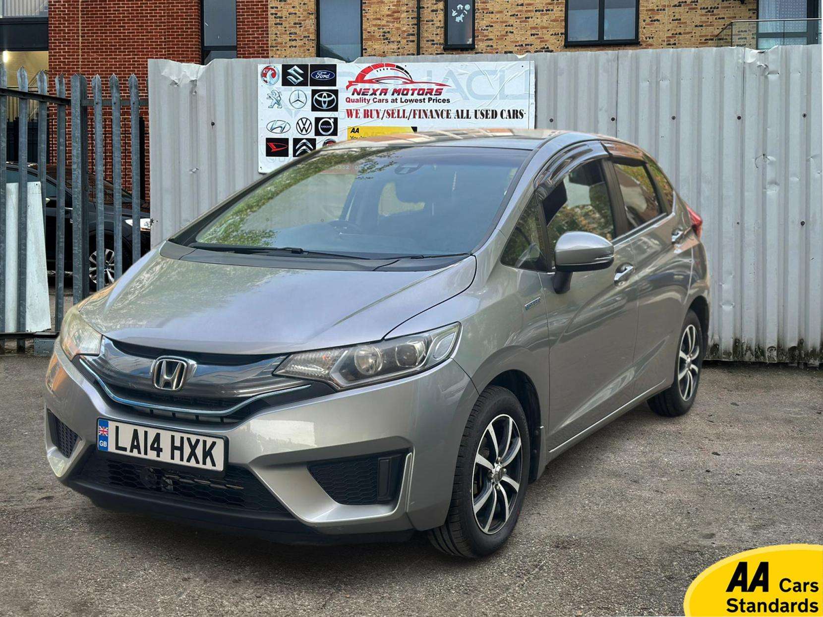 A 2014 HONDA JAZZ A 2014 HONDA JAZZ