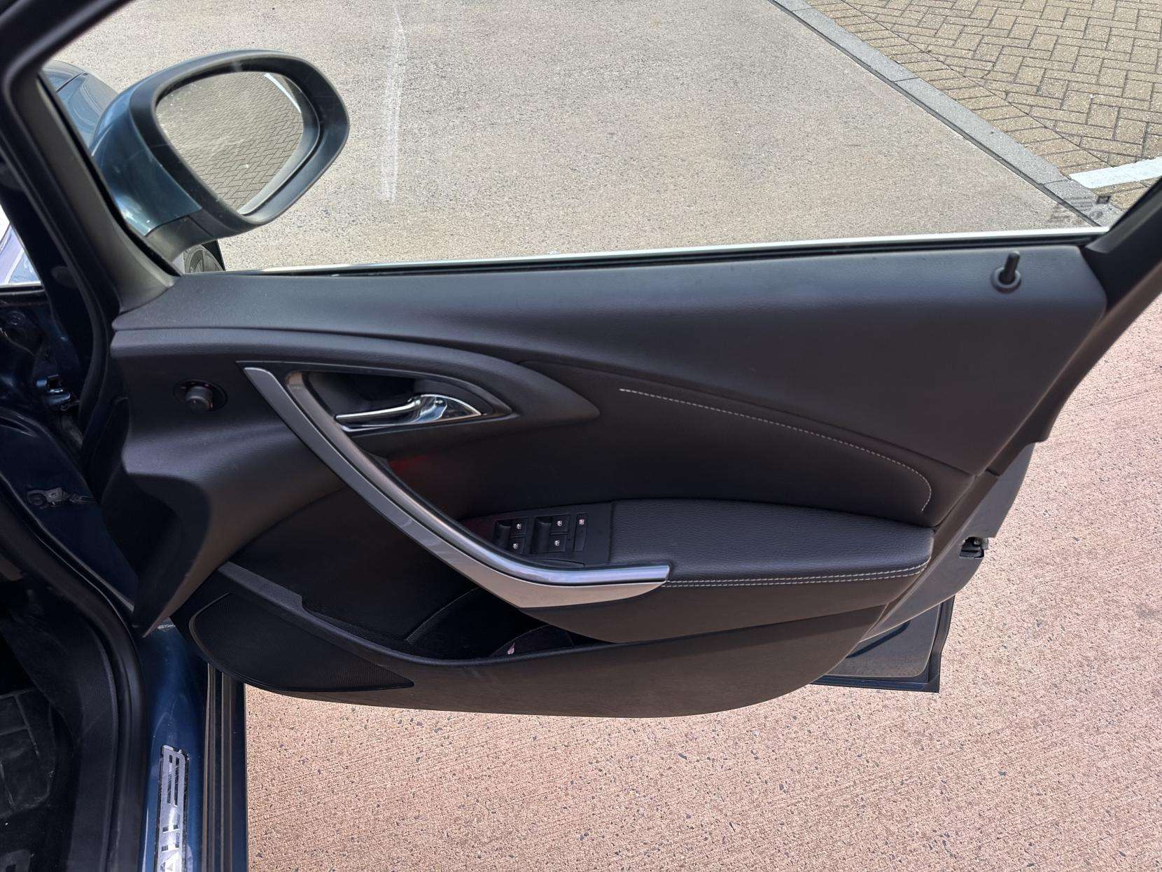 2014 VAUXHALL ASTRA 2014 VAUXHALL ASTRA