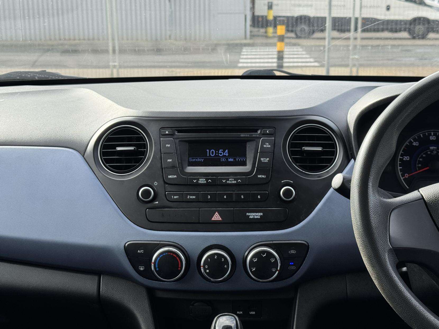 2014 HYUNDAI I10 2014 HYUNDAI I10