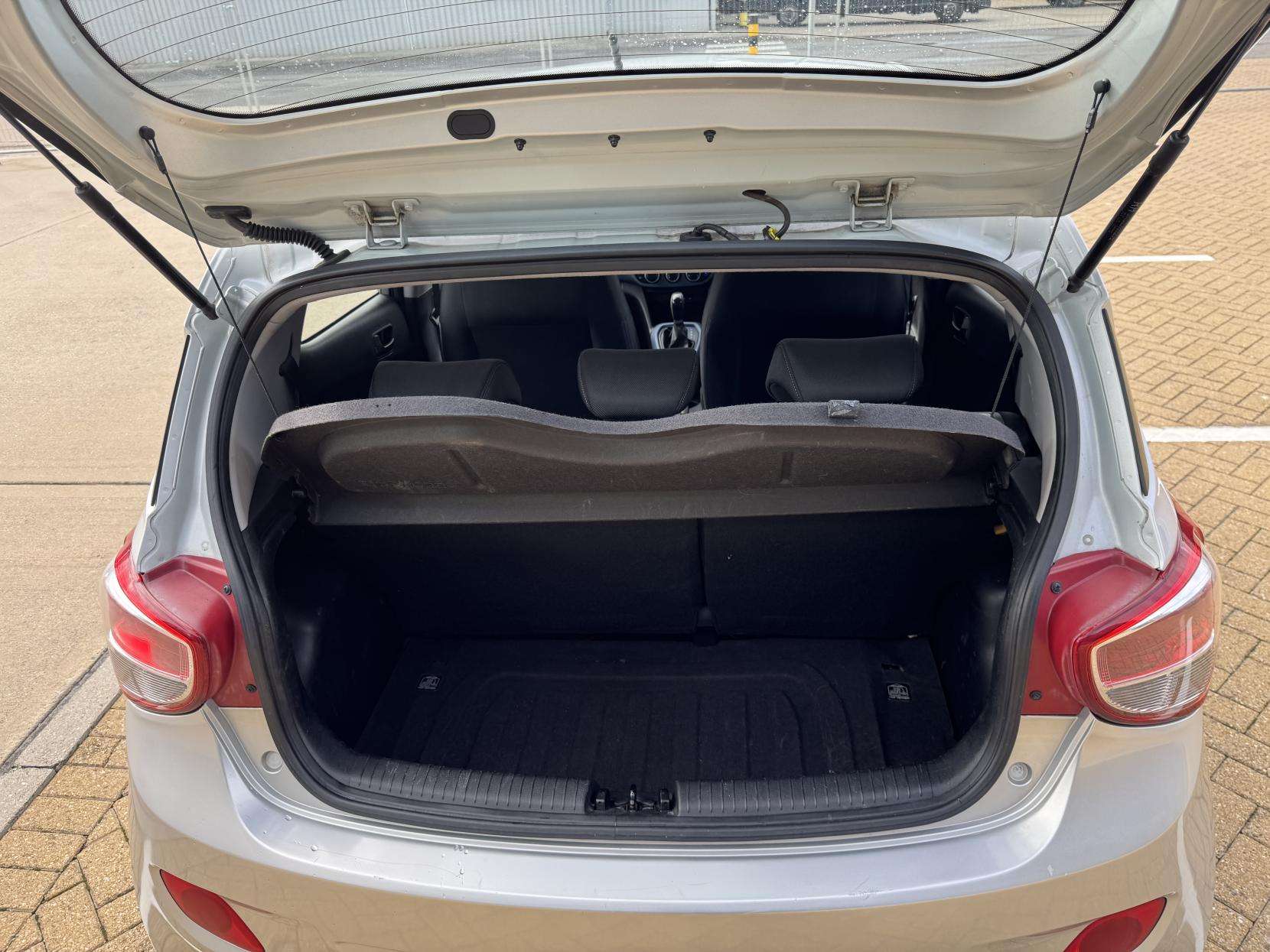 2014 HYUNDAI I10 2014 HYUNDAI I10