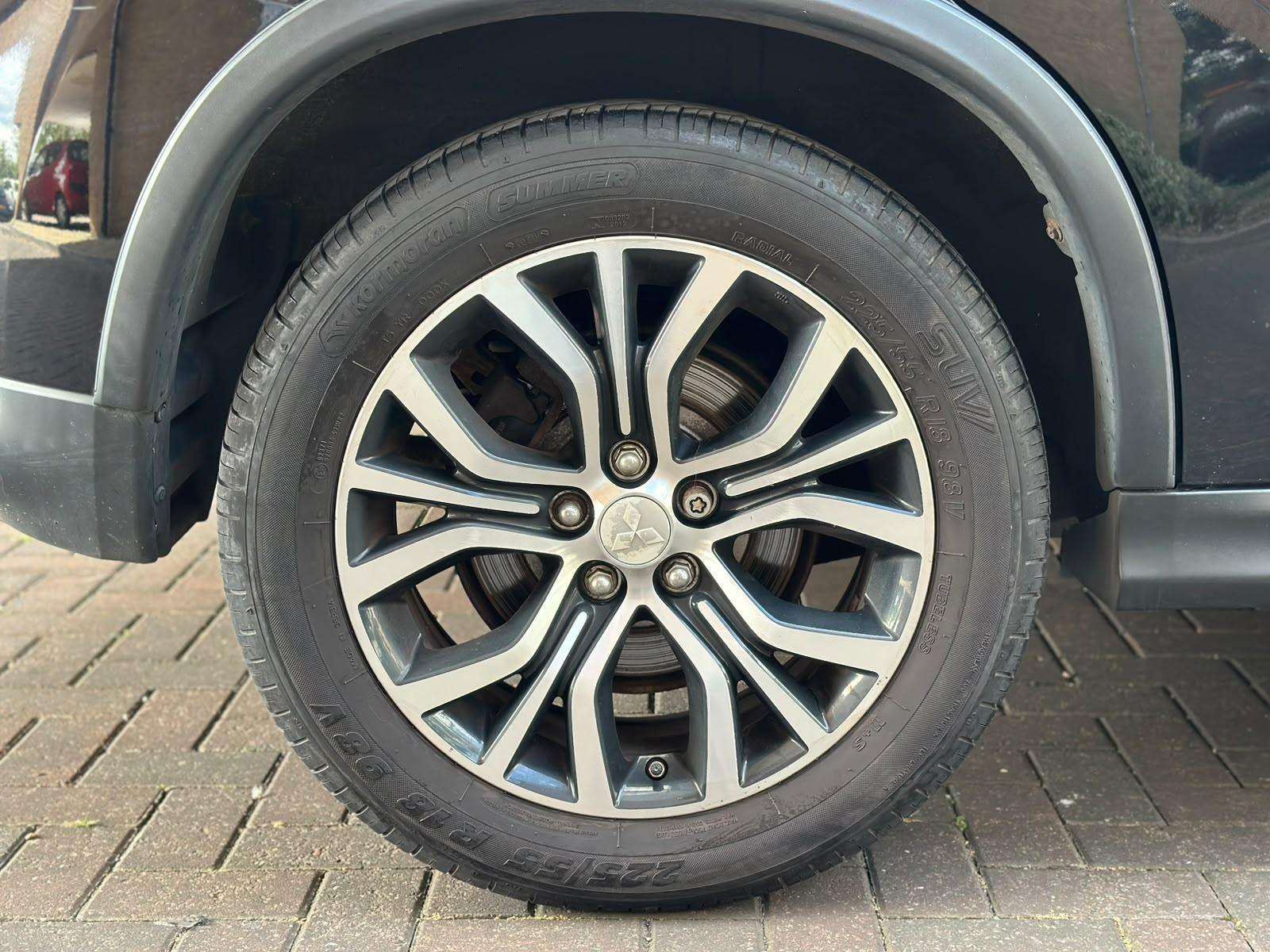 2015 MITSUBISHI ASX 2015 MITSUBISHI ASX