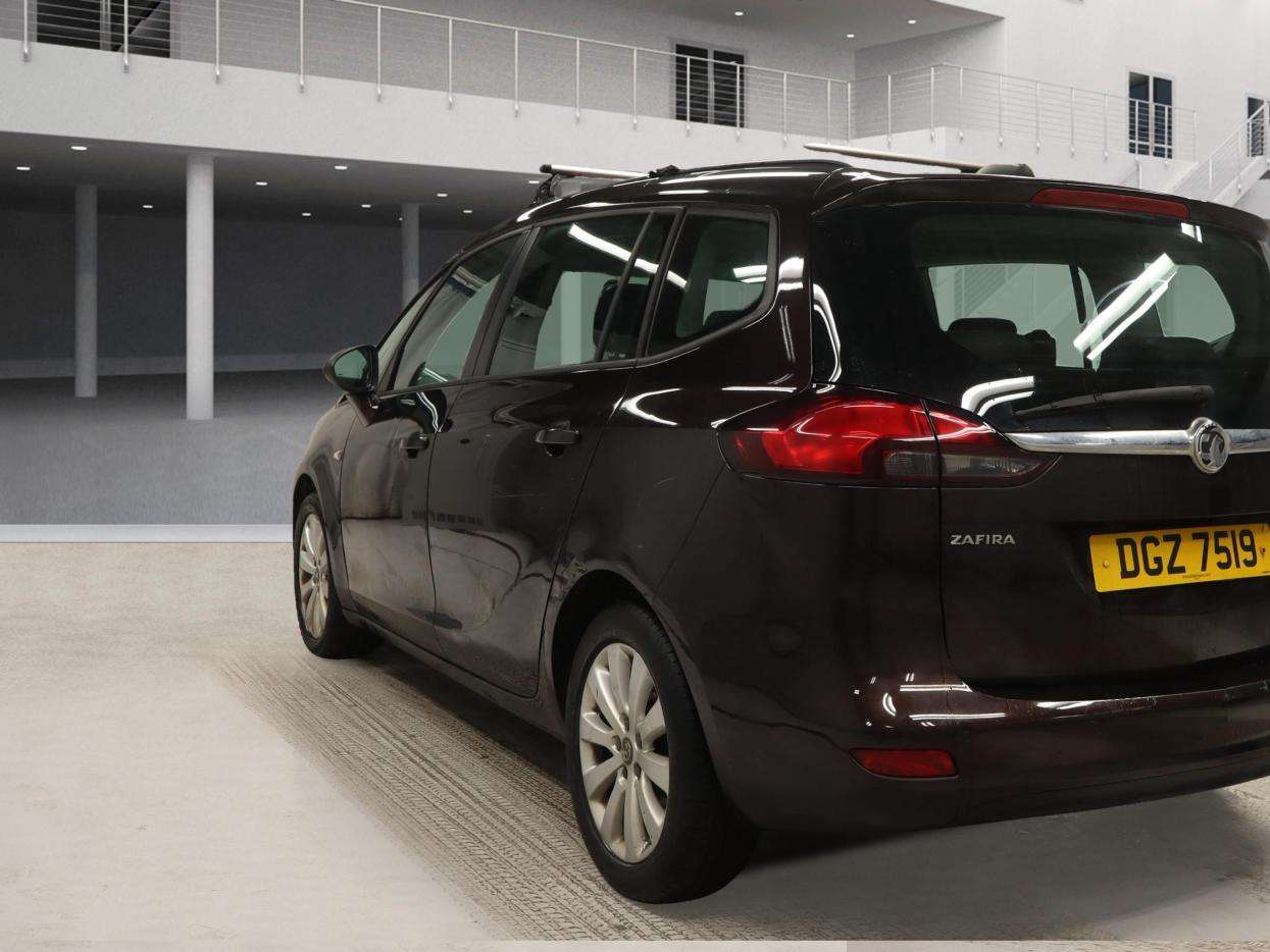 A 2016 VAUXHALL ZAFIRA TOURER 1.4i Turbo Design MPV 5dr Petrol Manual Euro 6 (140 ps) A 2016 VAUXHALL ZAFIRA TOURER 1.4i Turbo Design MPV 5dr Petrol Manual Euro 6 (140 ps)