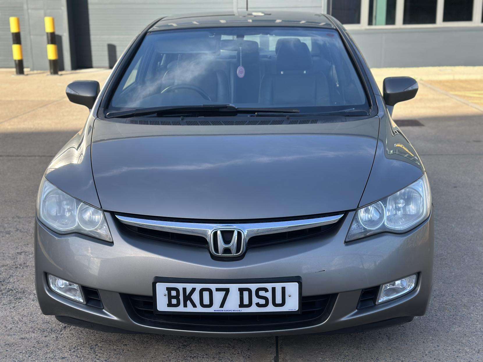 A 2007 HONDA CIVIC 1.3 IMA ES Saloon 4dr Petrol Hybrid Automatic (109 g/km, 93 bhp) A 2007 HONDA CIVIC 1.3 IMA ES Saloon 4dr Petrol Hybrid Automatic (109 g/km, 93 bhp)