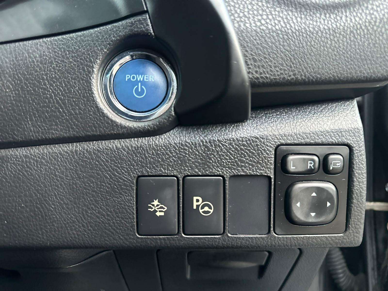 2015 TOYOTA AURIS 2015 TOYOTA AURIS