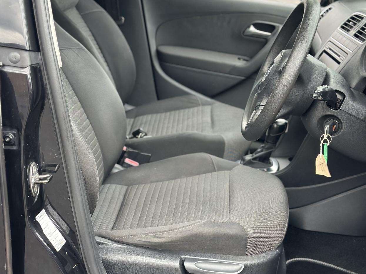 2011 VOLKSWAGEN POLO 2011 VOLKSWAGEN POLO