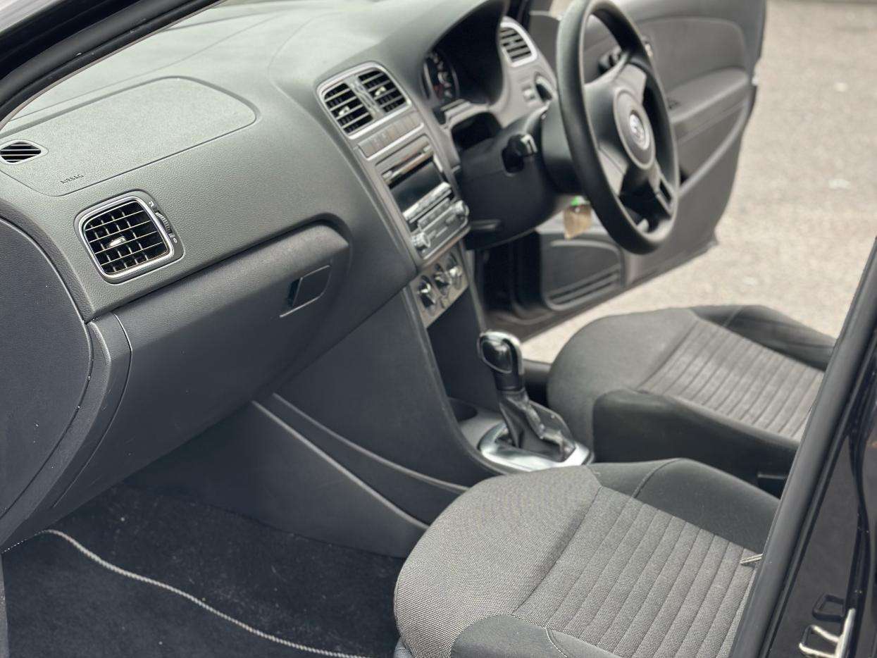2011 VOLKSWAGEN POLO 2011 VOLKSWAGEN POLO