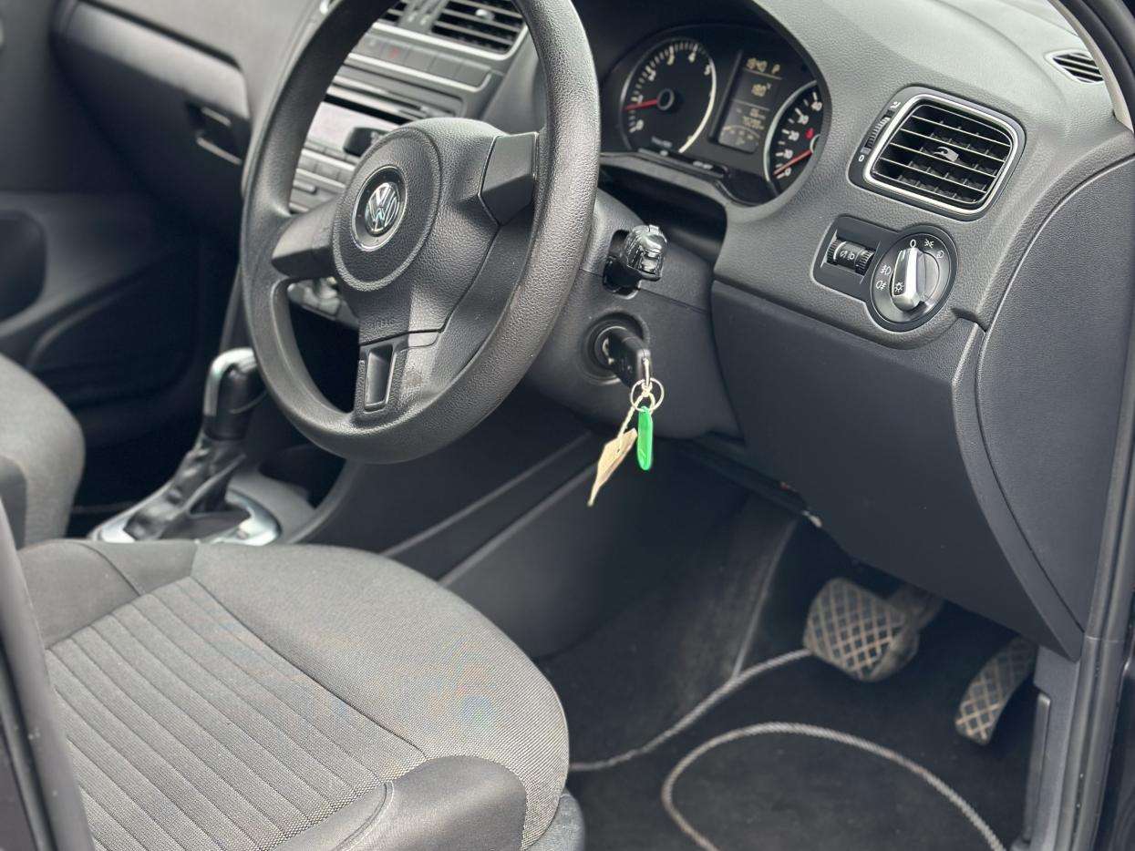 2011 VOLKSWAGEN POLO 2011 VOLKSWAGEN POLO