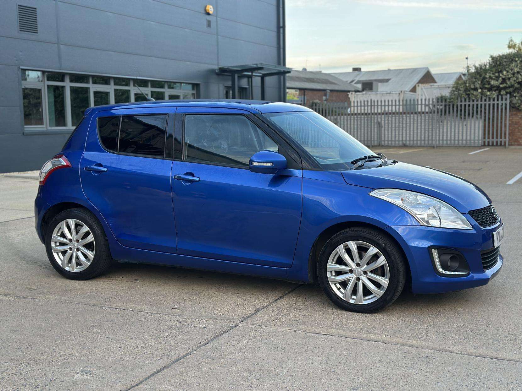 2014 SUZUKI SWIFT 2014 SUZUKI SWIFT