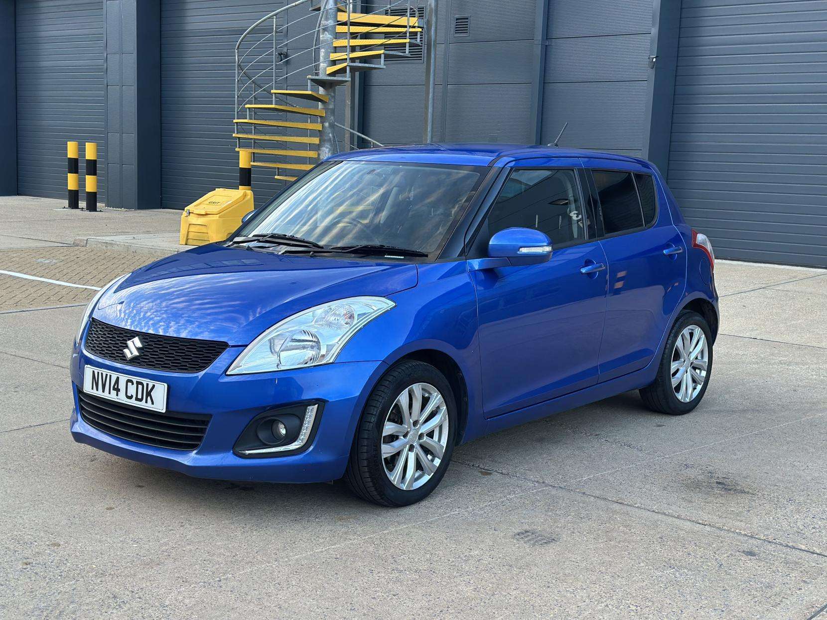 2014 SUZUKI SWIFT 2014 SUZUKI SWIFT