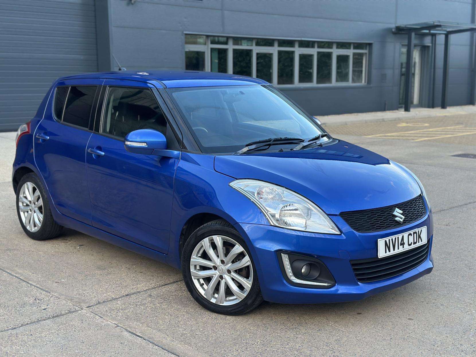 A 2014 SUZUKI SWIFT 1.2 SZ4 Hatchback 5dr Petrol Auto Euro 5 (94 ps) A 2014 SUZUKI SWIFT 1.2 SZ4 Hatchback 5dr Petrol Auto Euro 5 (94 ps)