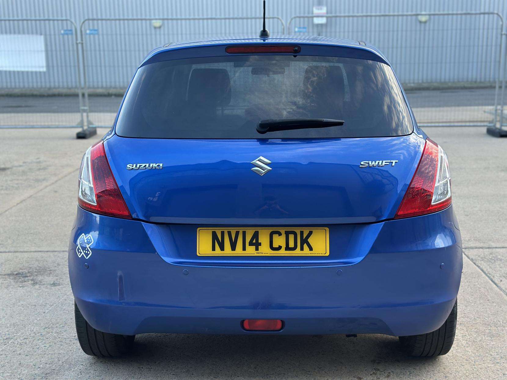 2014 SUZUKI SWIFT 2014 SUZUKI SWIFT