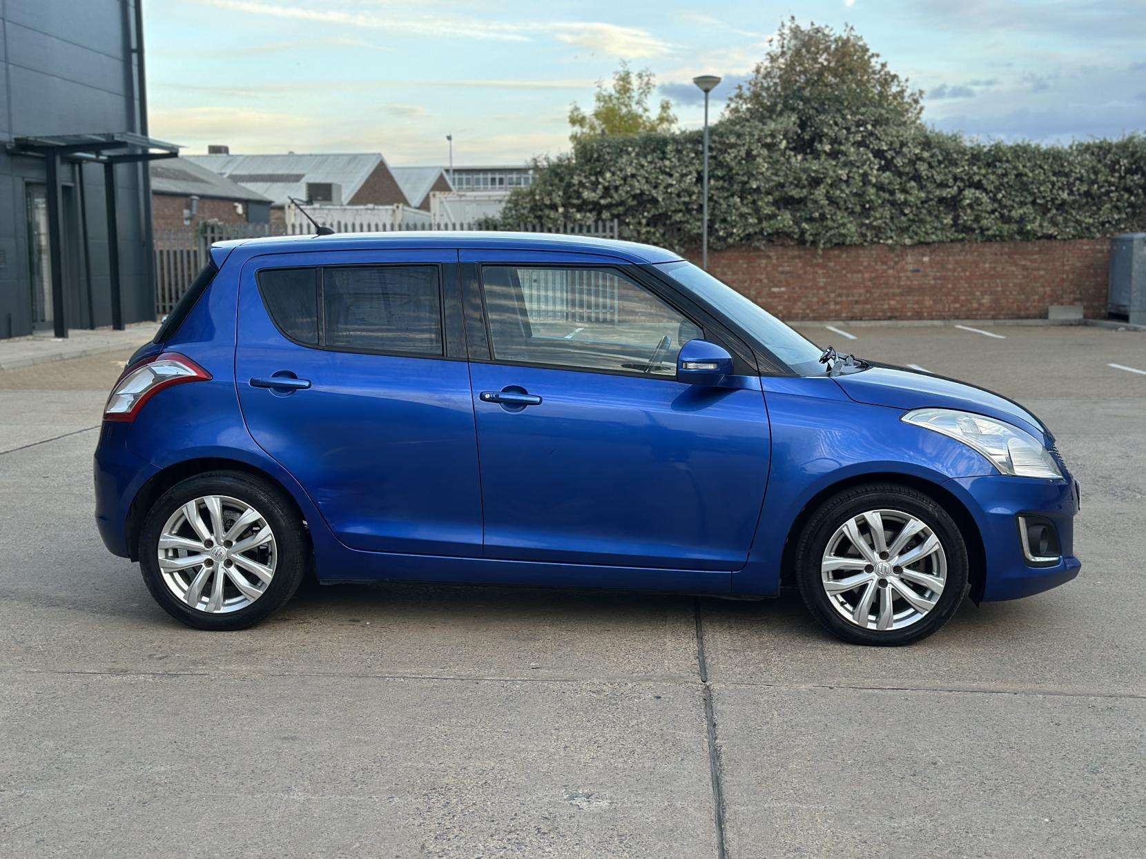 2014 SUZUKI SWIFT 2014 SUZUKI SWIFT