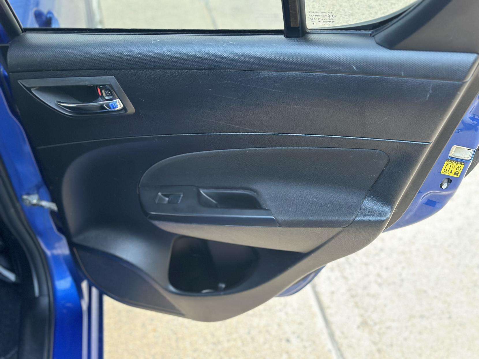 2014 SUZUKI SWIFT 2014 SUZUKI SWIFT