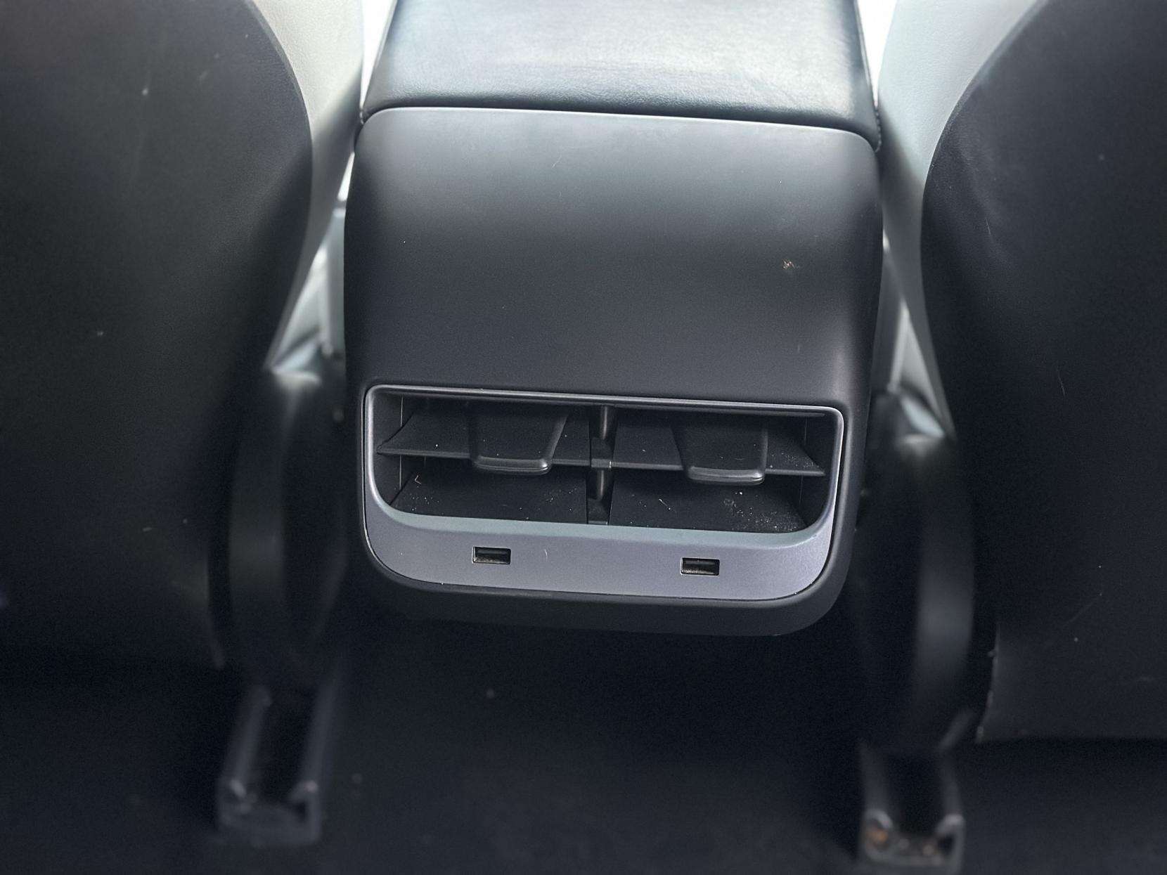 2020 TESLA MODEL 3 2020 TESLA MODEL 3