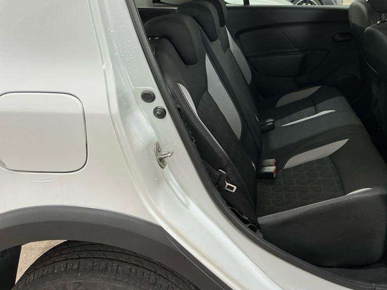 2015 DACIA SANDERO STEPWAY 2015 DACIA SANDERO STEPWAY