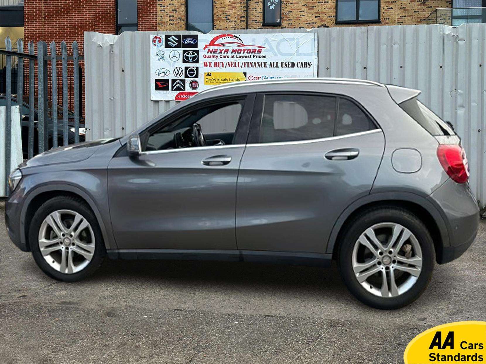 A 2015 MERCEDES-BENZ GLA 1.6 GLA200 AMG Line (Executive) SUV 5dr Petrol 7G-DCT Euro 6 (s/s) (156 ps) A 2015 MERCEDES-BENZ GLA 1.6 GLA200 AMG Line (Executive) SUV 5dr Petrol 7G-DCT Euro 6 (s/s) (156 ps)
