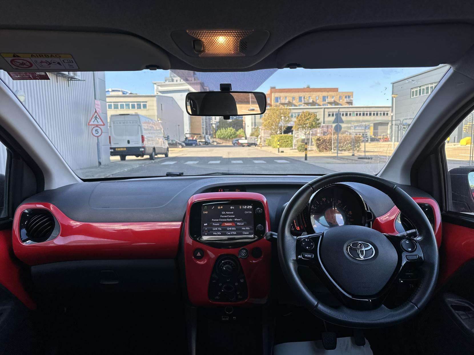 A 2014 TOYOTA AYGO 1.0 VVT-i x-play Hatchback 5dr Petrol x-shift Euro 5 Euro 5 (68 ps) A 2014 TOYOTA AYGO 1.0 VVT-i x-play Hatchback 5dr Petrol x-shift Euro 5 Euro 5 (68 ps)
