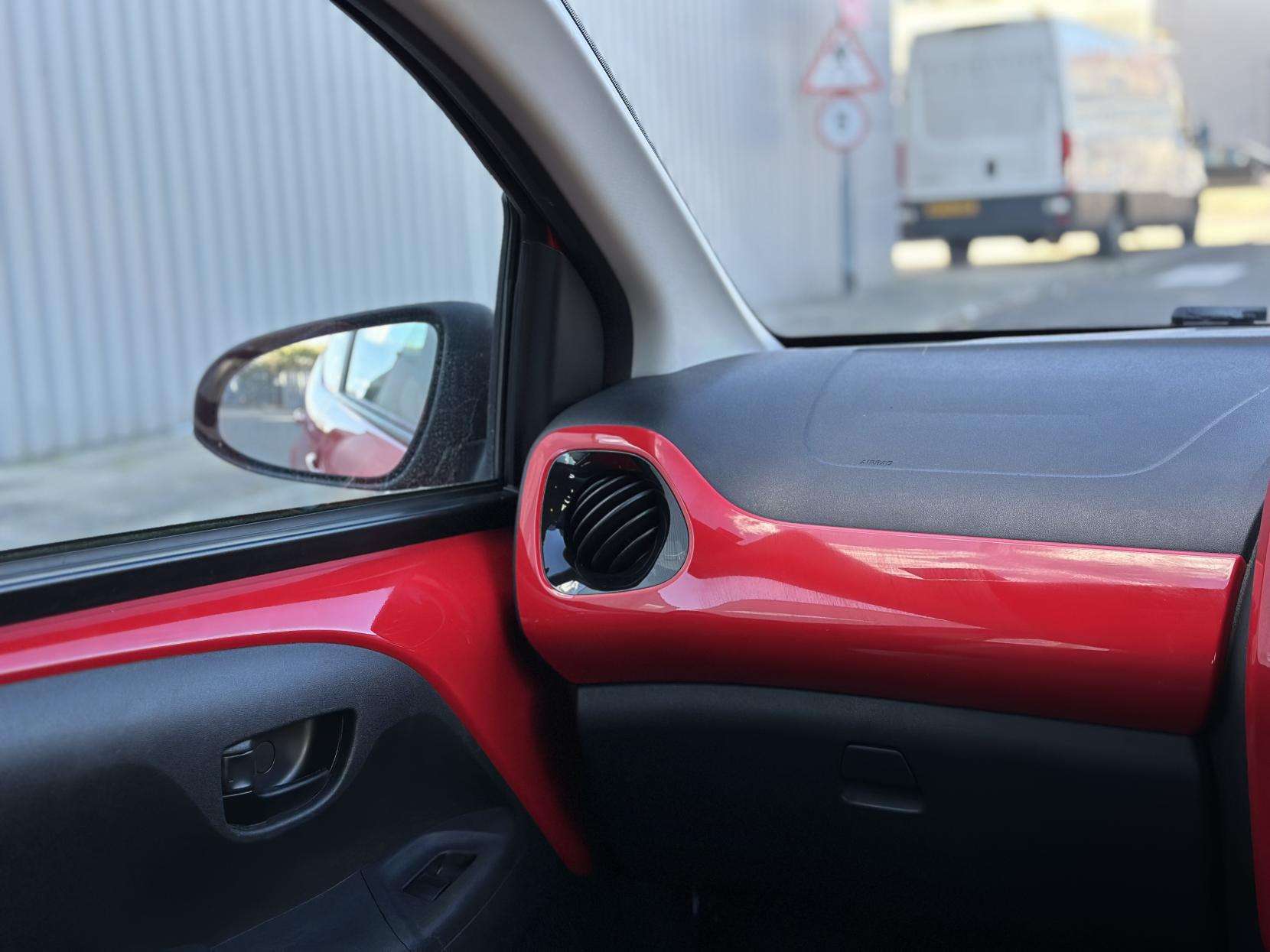 2014 TOYOTA AYGO 2014 TOYOTA AYGO