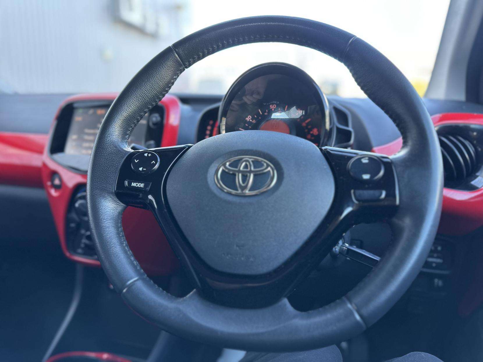 2014 TOYOTA AYGO 2014 TOYOTA AYGO