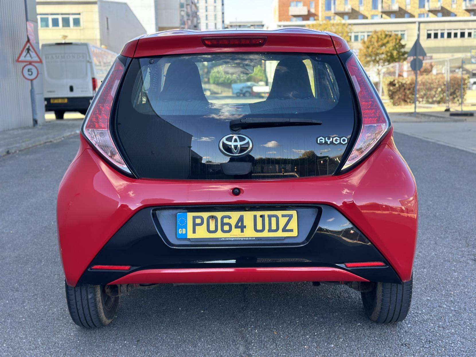2014 TOYOTA AYGO 2014 TOYOTA AYGO