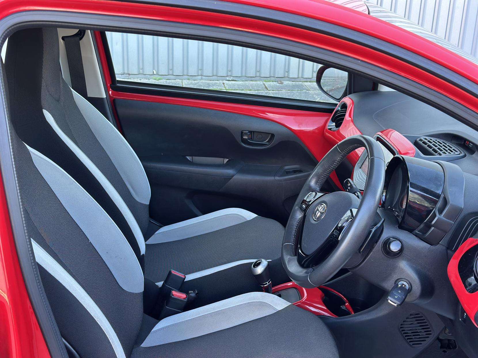 2014 TOYOTA AYGO 2014 TOYOTA AYGO