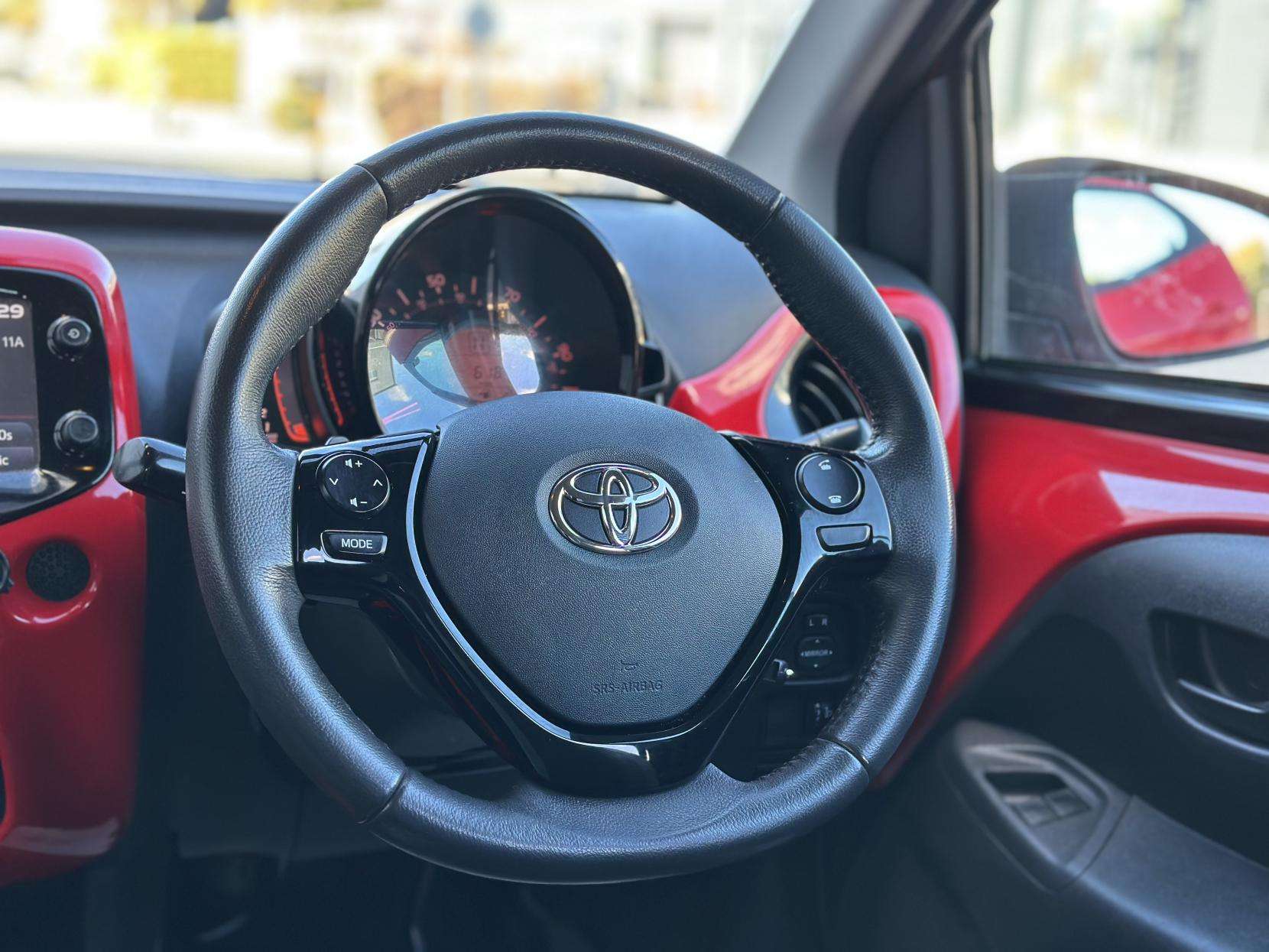 2014 TOYOTA AYGO 2014 TOYOTA AYGO