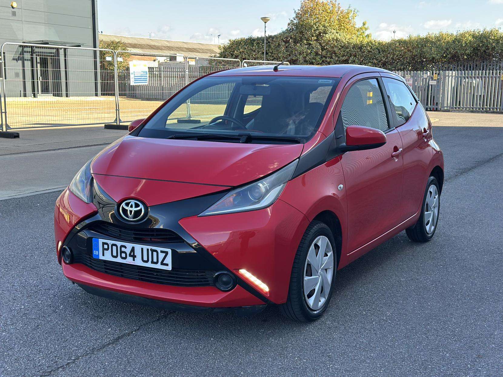 2014 TOYOTA AYGO 2014 TOYOTA AYGO