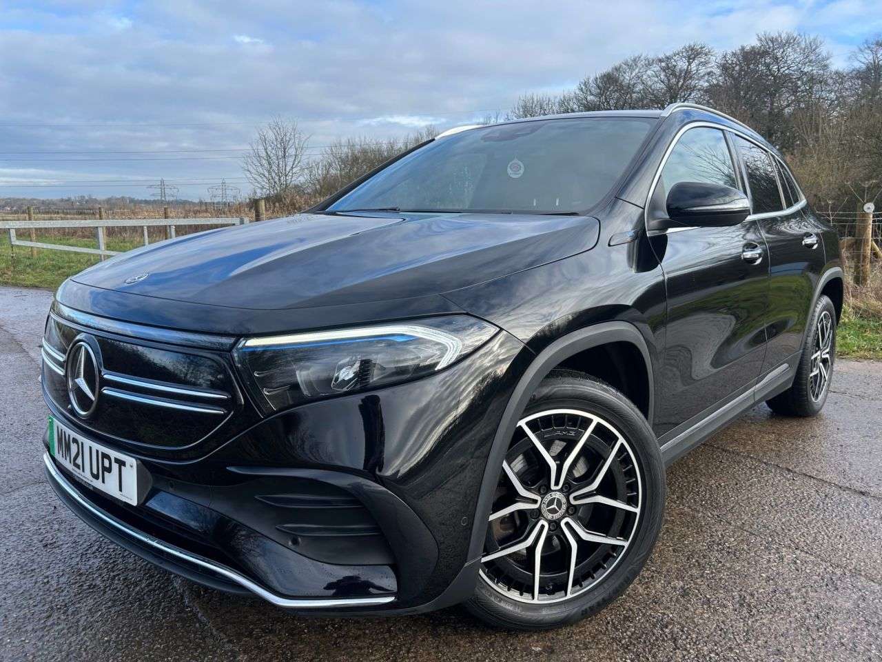 A 2021 MERCEDES-BENZ EQA EQA 250 66.5kWh AMG Line (Premium) SUV 5dr Electric Auto (190 ps) HEATED FR A 2021 MERCEDES-BENZ EQA EQA 250 66.5kWh AMG Line (Premium) SUV 5dr Electric Auto (190 ps) HEATED FR
