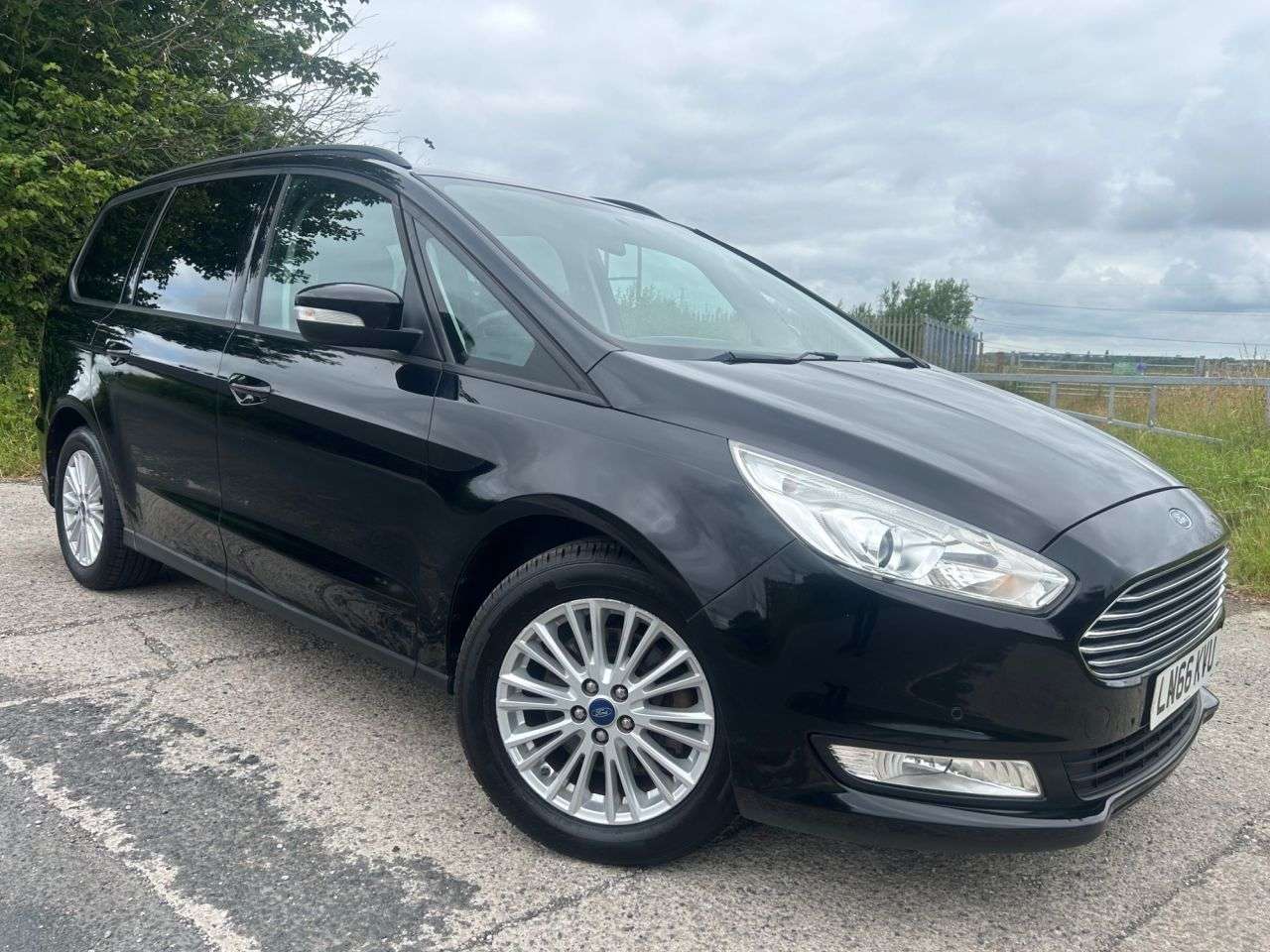 A 2016 FORD GALAXY 2.0 TDCi Zetec MPV 5dr Diesel Powershift Euro 6 (s/s) (150 ps) A 2016 FORD GALAXY 2.0 TDCi Zetec MPV 5dr Diesel Powershift Euro 6 (s/s) (150 ps)