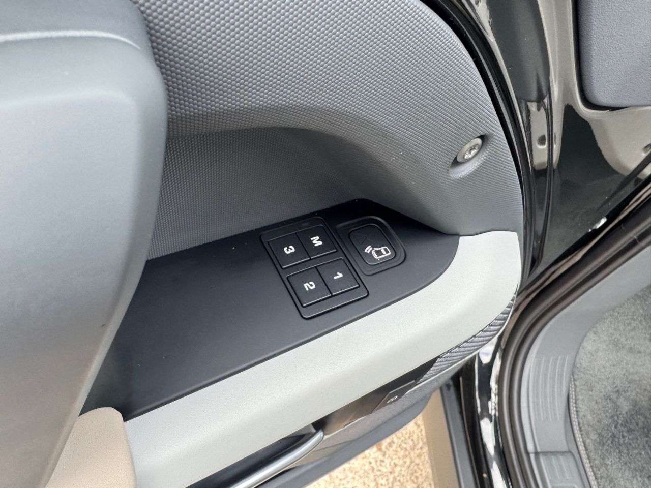 2020 LAND ROVER DEFENDER 2020 LAND ROVER DEFENDER