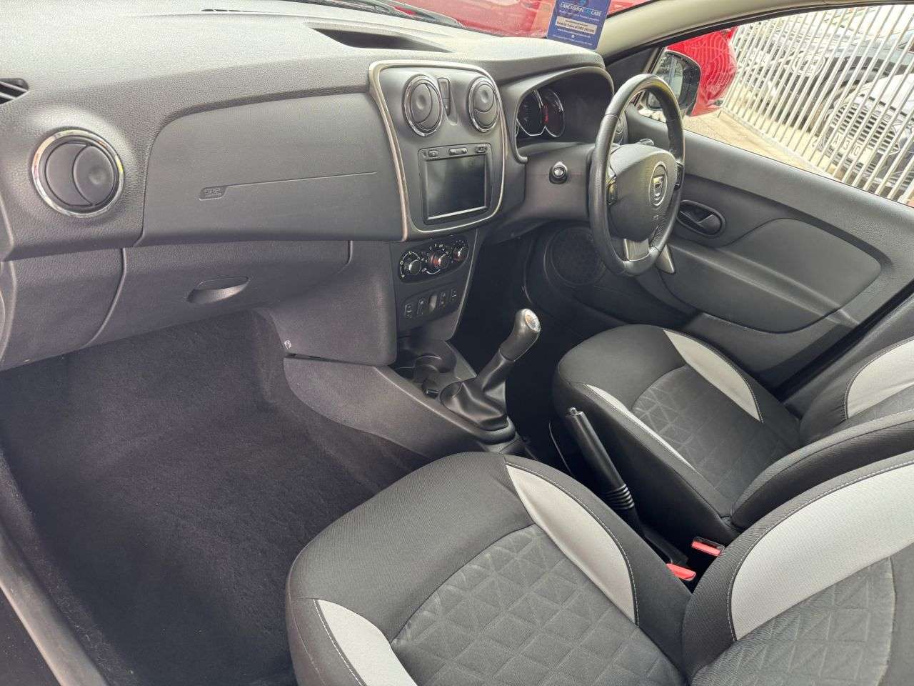 2013 DACIA SANDERO STEPWAY 2013 DACIA SANDERO STEPWAY