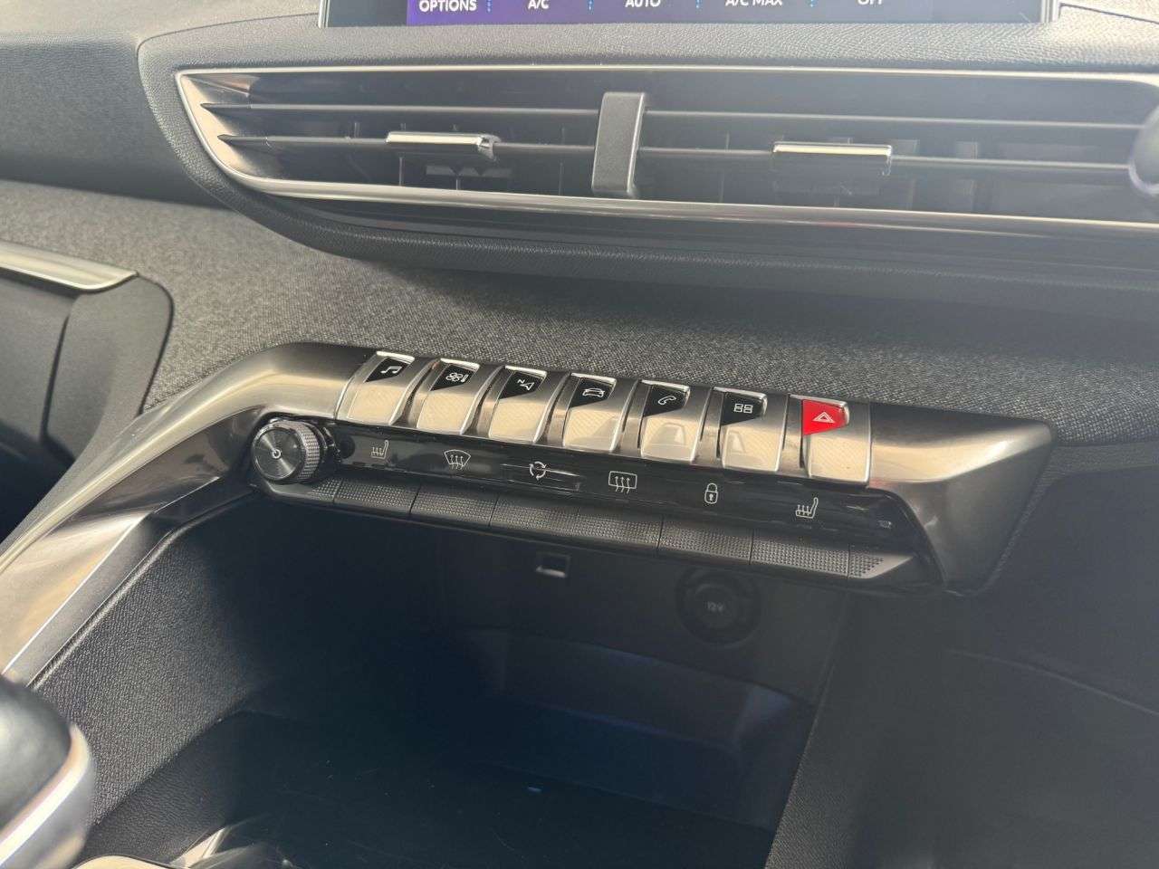 2018 PEUGEOT 3008 2018 PEUGEOT 3008